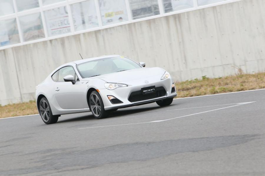  Scion FR-S 2013 года  (фото 59 из 192)